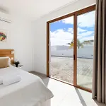 Altos Nisa 3b By Escape Villa *