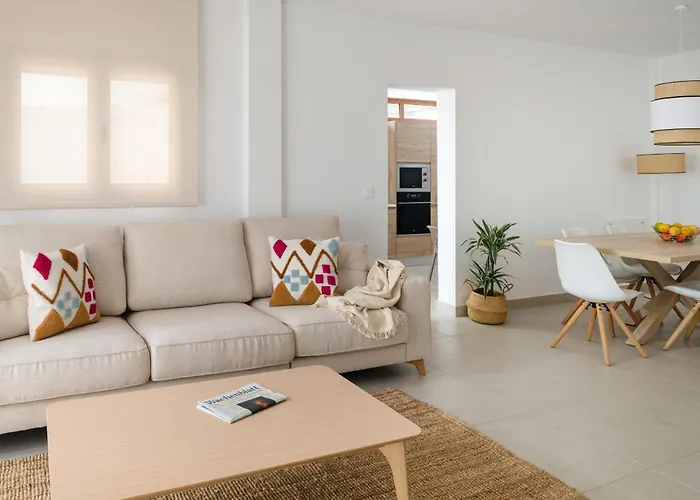 Altos Nisa 3b By Escape Villa *