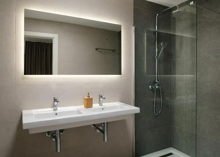 Altos Nisa 3b By Escape Villa