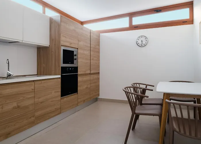 Altos Nisa 3b By Escape